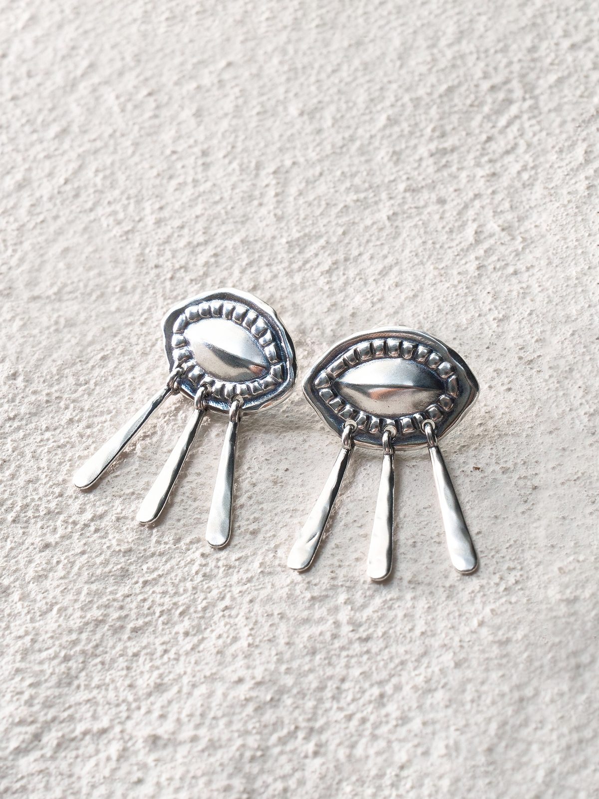 Lash Feather Stud Earrings L