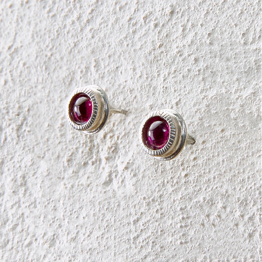Crimson red round stud earrings with ruby corundum and 925 silver