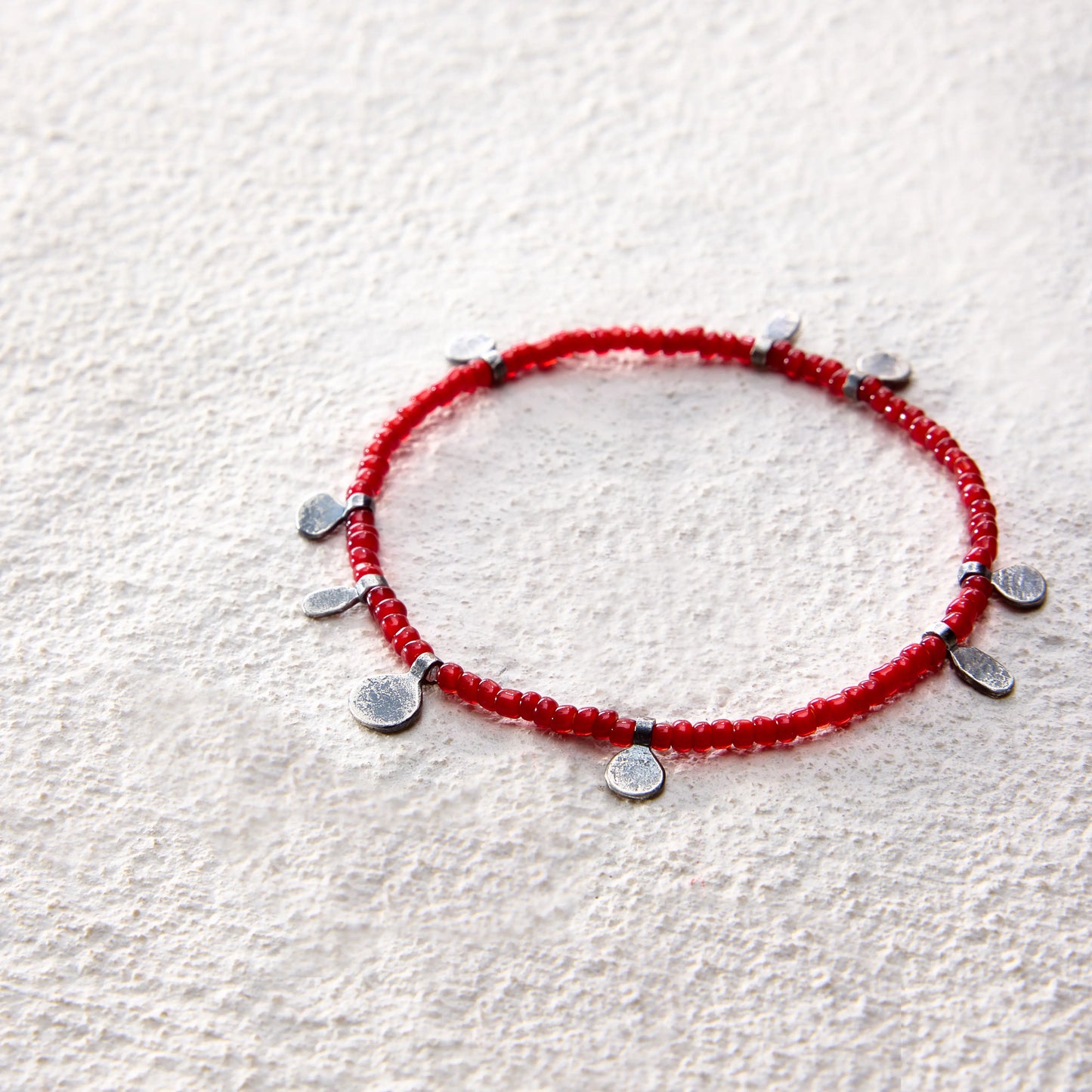 ensage-tokyo-scarlet-amulet-bracelet-925-sterling-silver-charms-red-antique-glass-beads-nomadic-jewelry