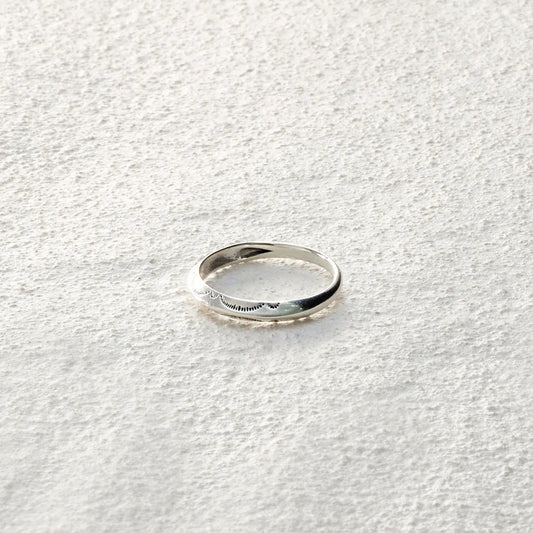 ensage-tokyo-soft-totem-ring-925-sterling-silver-ethnic-pattern-engraving-2mm-band