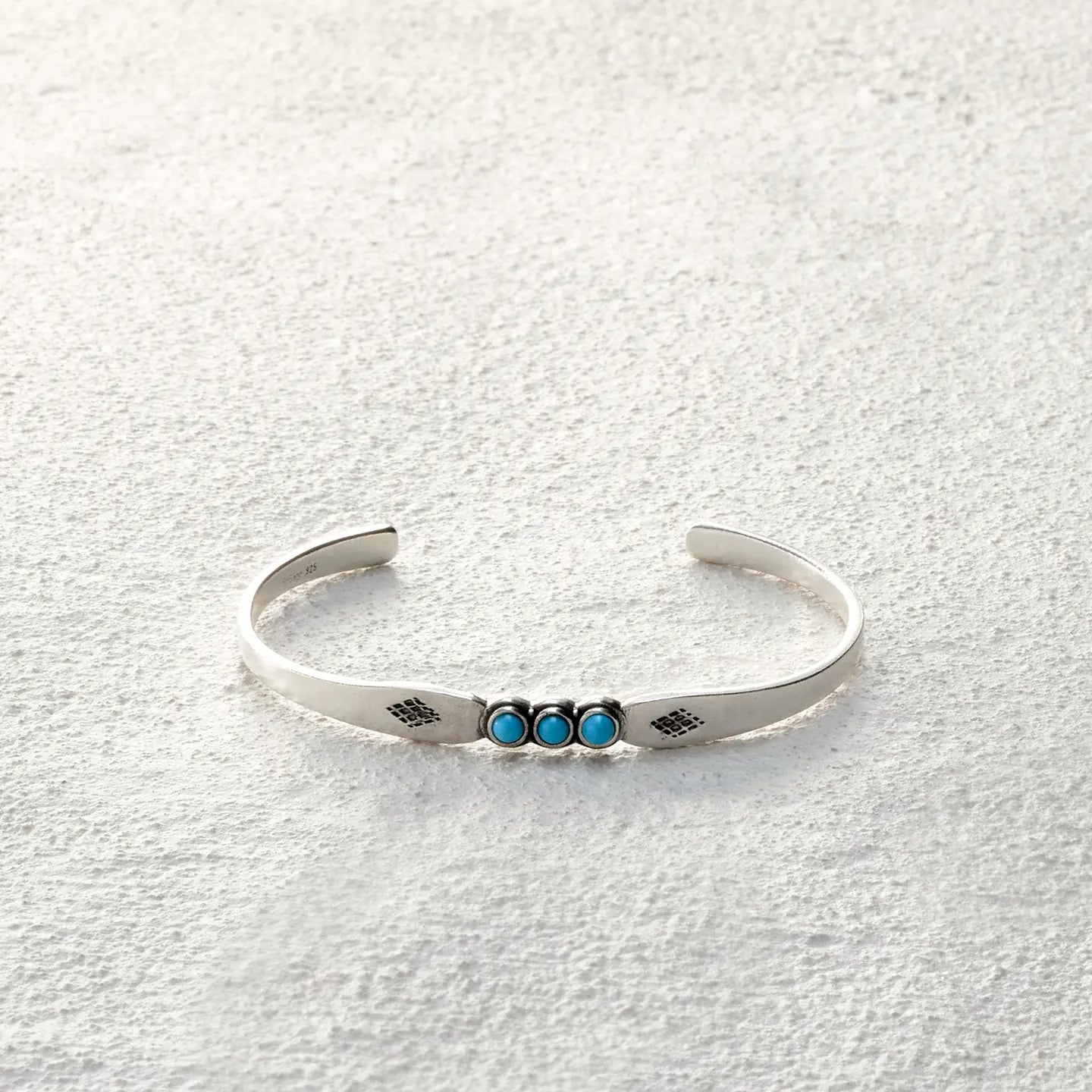 ensage-tokyo-starline-cuff-925-sterling-silver-three-turquoise-inlays-geometric-engraving