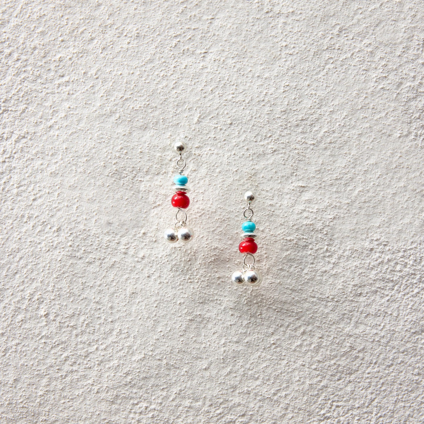 ensage-tokyo-turquoise-and-red-glass-bead-chime-earrings-925-sterling-silver-nomadic-style-jewelry