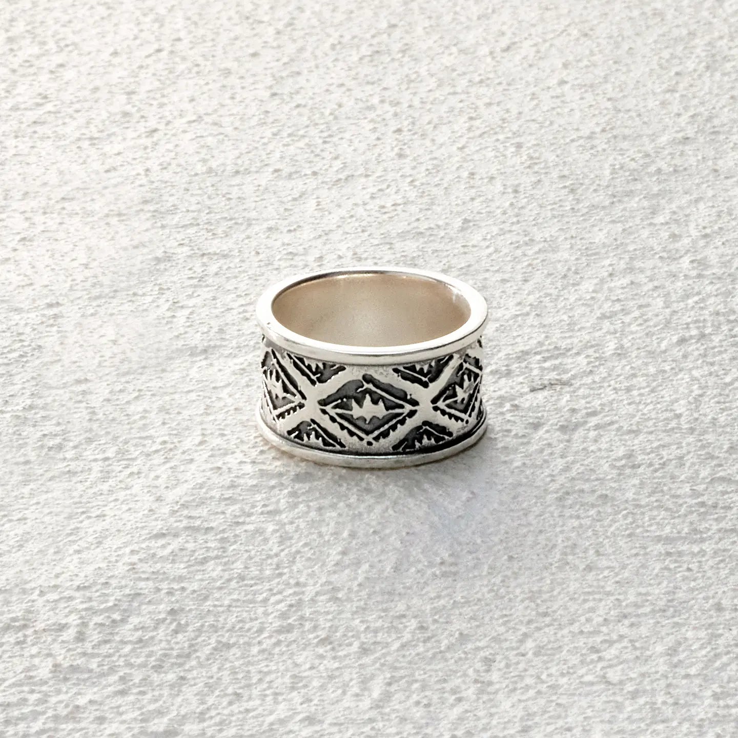 ensage-tokyo-nomad-band-ring-925-sterling-silver-hand-carved-woven-pattern-ethnic-jewelry