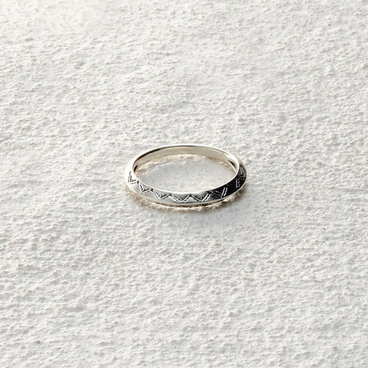 ensage-tokyo-soft-totem-ring-925-sterling-silver-ethnic-engravings-delicate-jewelry