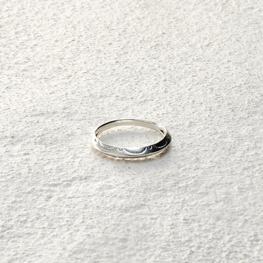 ensage-tokyo-soft-totem-ring-925-sterling-silver-ethnic-pattern-engraving-2mm-band