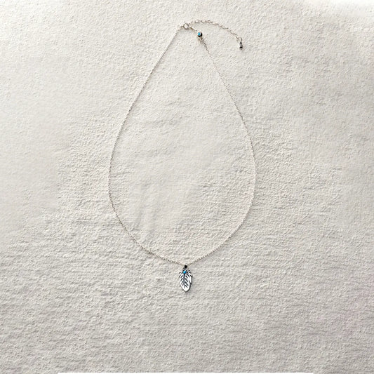 ensage-tokyo-spirit-feather-necklace-925-sterling-silver-engraved-feather-pendant-turquoise-inlay
