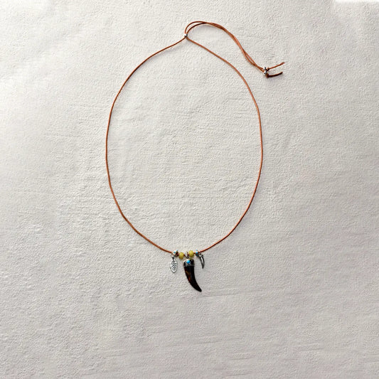 ensage-tokyo-talisman-spirit-horn-necklace-natural-horn-pendant-silver-leaf-mini-horn-charms-yellow-glass-beads