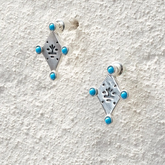 ensage-tokyo-totem-studs-925-sterling-silver-turquoise-inlay-mystic-engraved-jewelry-unisex