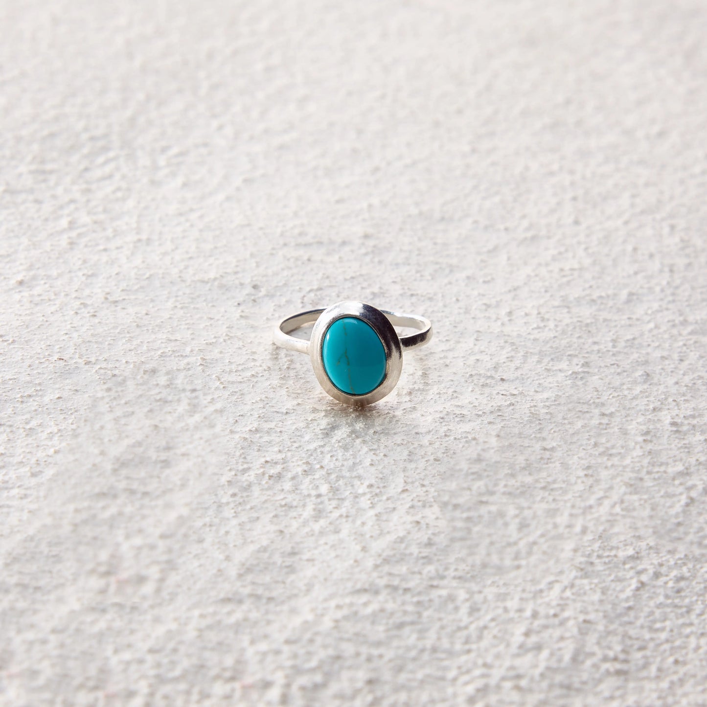 ensage-tokyo-turquoise-inlay-ring-925-sterling-silver-smooth-finish-handcrafted-jewelry