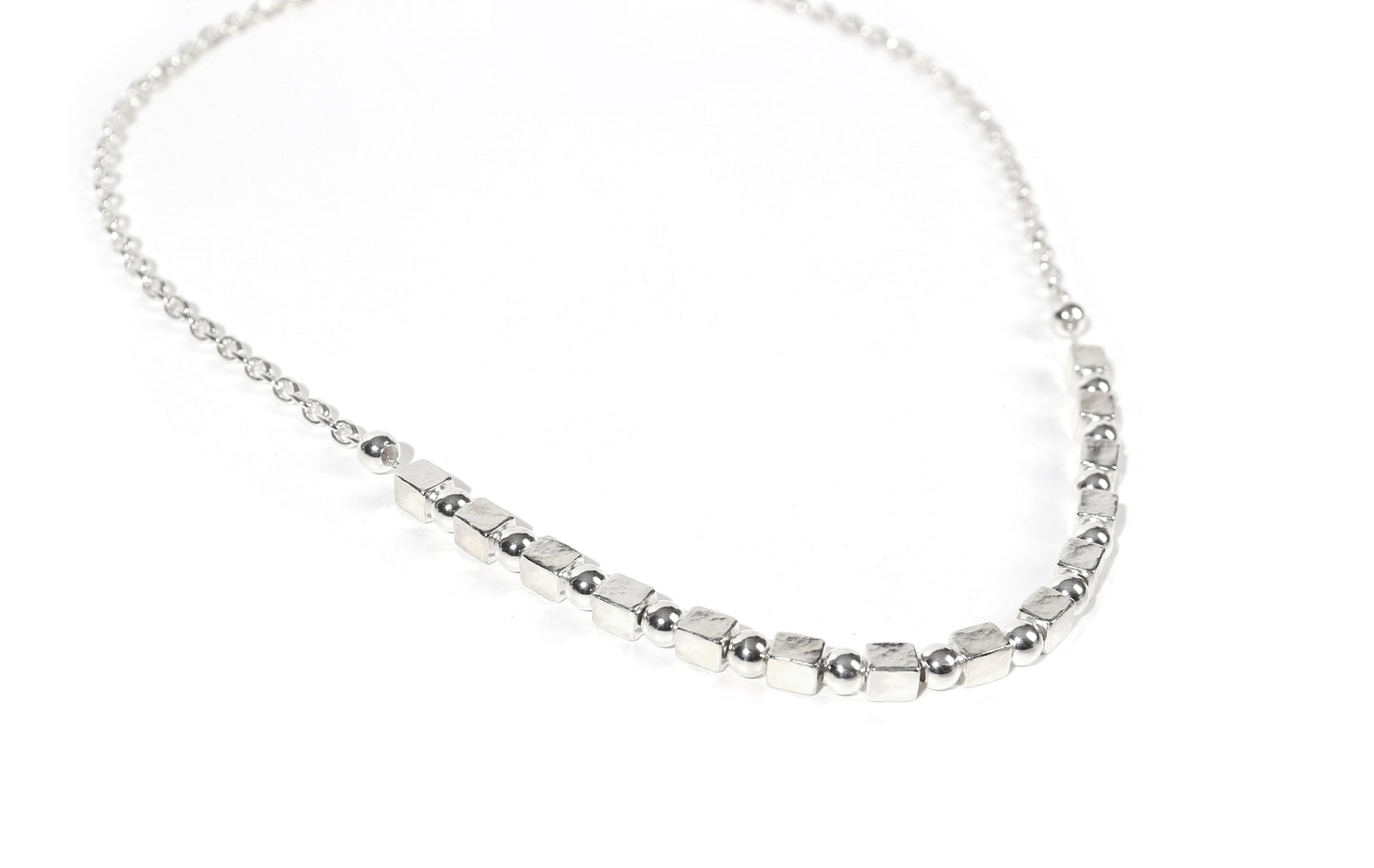 Modern Beaded Link Necklace 