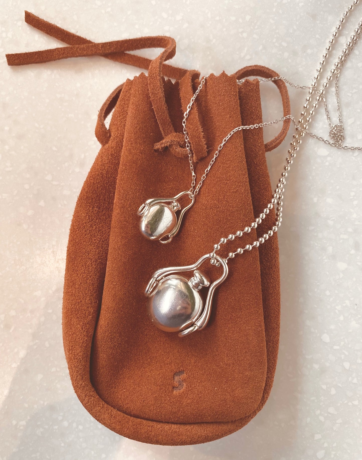 Flagon Necklace 